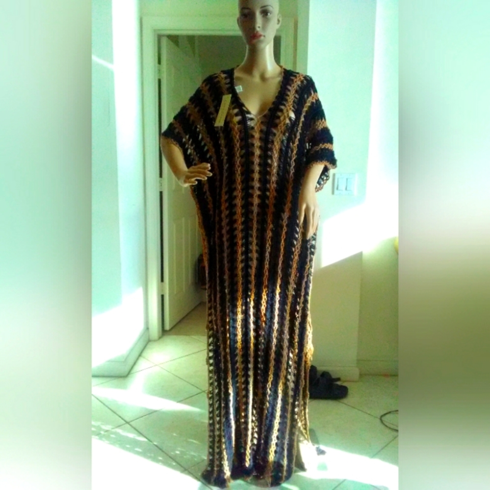 BNWT 100% CROCHETED MAXI COVER UP BY LOVE SENSE OUTRAGEOUSLY GORGEOUS